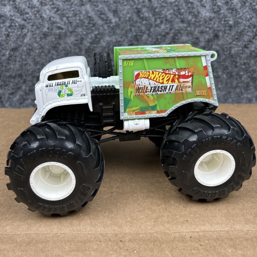 Hot Wheels Will Trash it All Monster Jam Garbage Truck 1:24